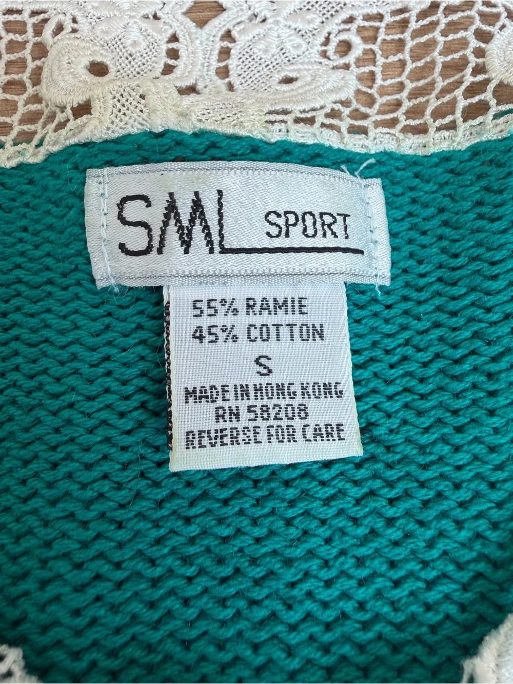 Vintage Teal Knit Top with White Lace Collar - Picture 5 of 5
